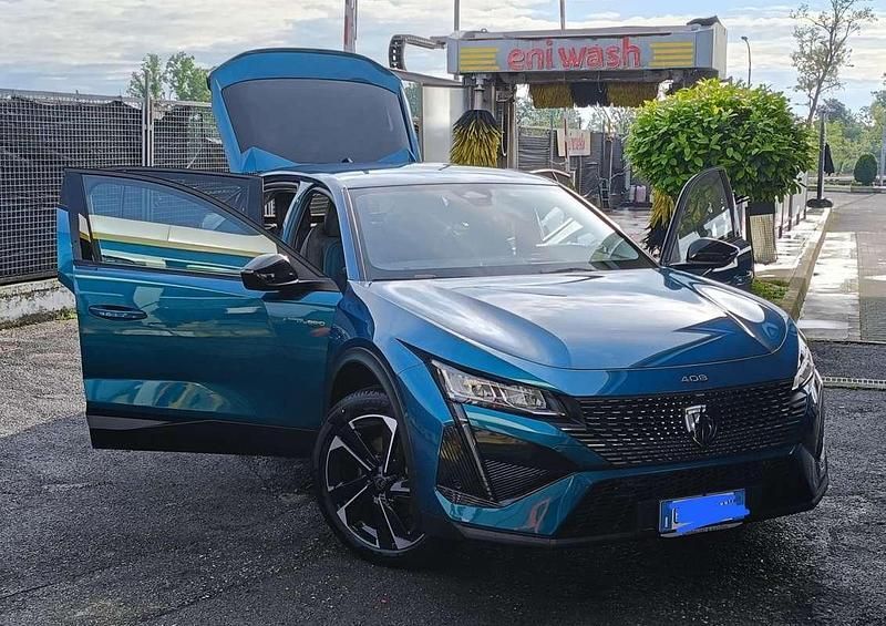 Blu/azzurro Usata 2023 Peugeot 408 Allure Tre volumi | 31.000 € - Immagine 1/1