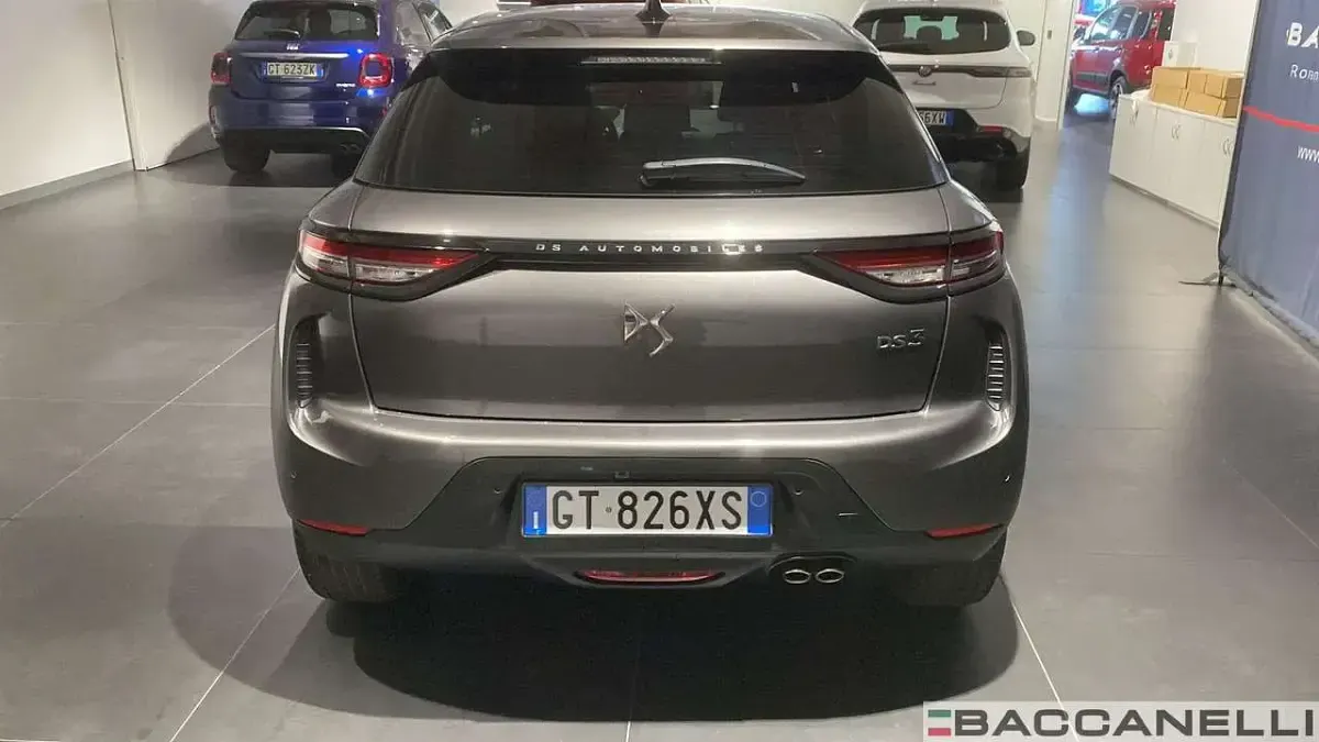 Usata DS Automobiles DS3 Crossback Opera 131 CV (96 kW) 2024 Grigio SUV