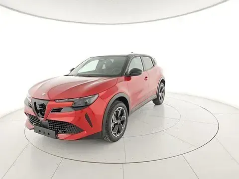 Nuova Alfa Romeo GT Junior Edizione Speciale 145 CV (106 kW) 2026 Rosso SUV