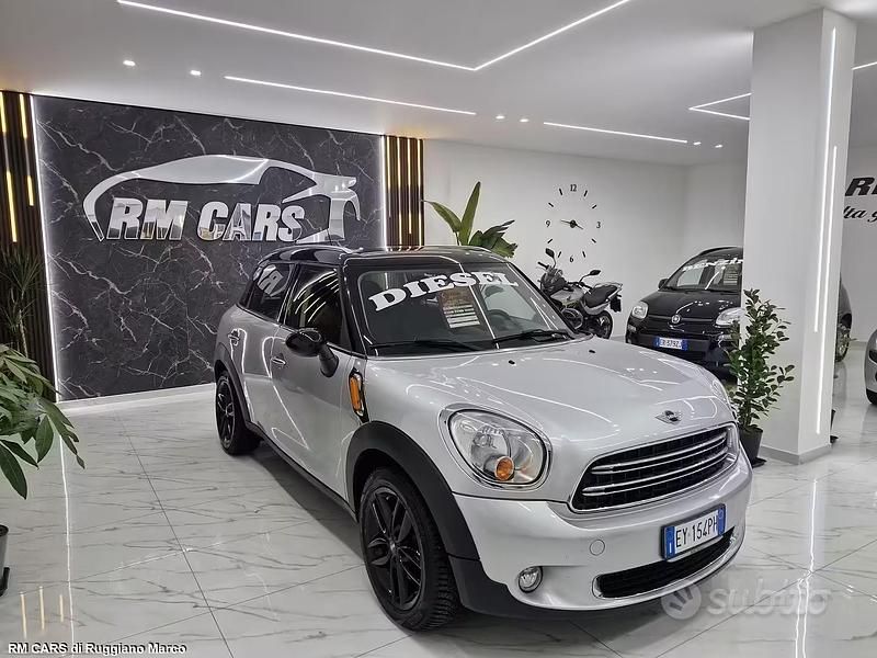 Usata Mini Cooper D 112 CV (82 kW) 2015 Bianco Utilitaria