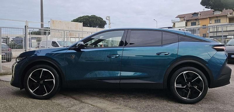 Usata Peugeot 408 GT 131 CV (96 kW) 2023 Blu/azzurro SUV