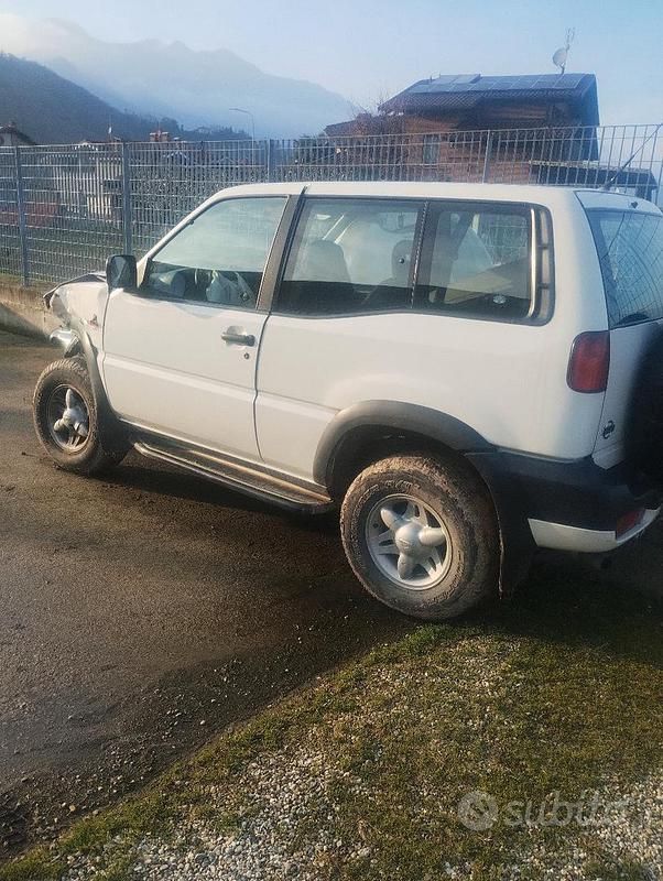 Usata Nissan Terrano 125 CV (91 kW) 1997 SUV