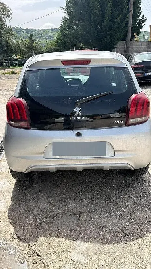 Usata Peugeot 108 72 CV (52 kW) 2019 Grigio Berlina