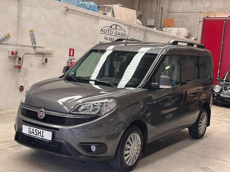 Usata Fiat Doblò Dynamic 135 CV (99 kW) 2015 Bianco Monovolume