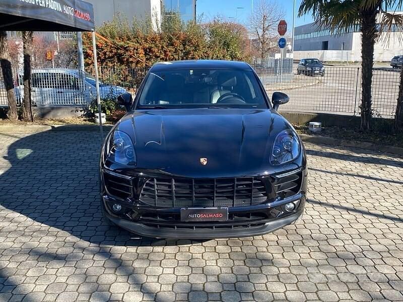 Usata Porsche Macan 250 CV (183 kW) 2017 Nero jet SUV