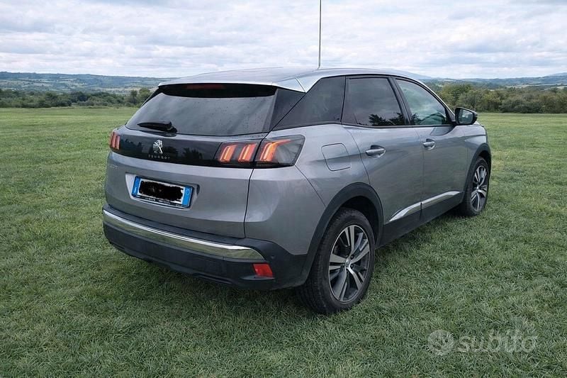 Usata Peugeot 3008 Allure 131 CV (96 kW) 2022 SUV