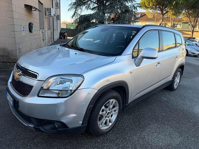 Usata Chevrolet Orlando 141 CV (103 kW) 2012 Grigio Monovolume