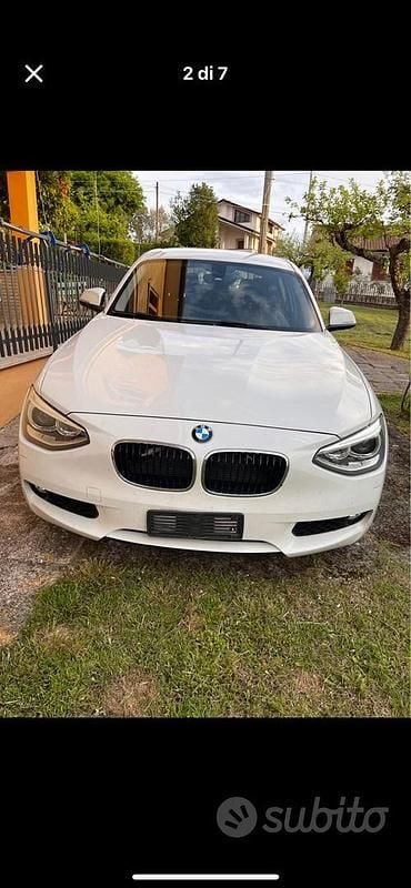 Bianco Usata 2012 BMW 116 Sport Line Due volumi | 7500 € (Buon prezzo) - Immagine 1/4
