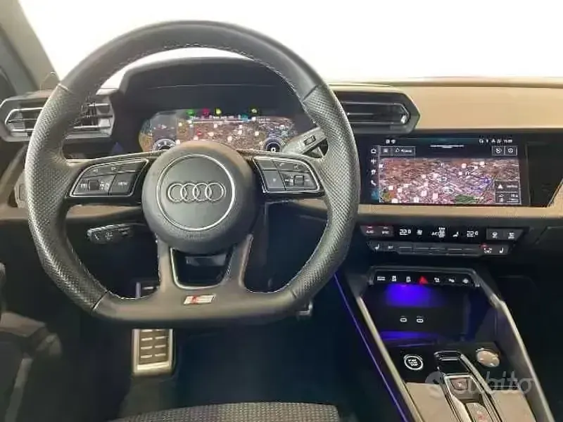 Usata Audi A3 S-Line 150 CV (110 kW) 2024 Grigio Berlina