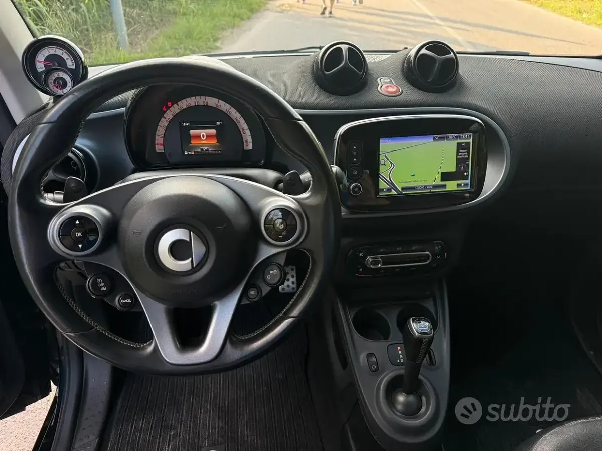 Usata Smart ForTwo Coupé Brabus 90 CV (66 kW) 2018 Coupé