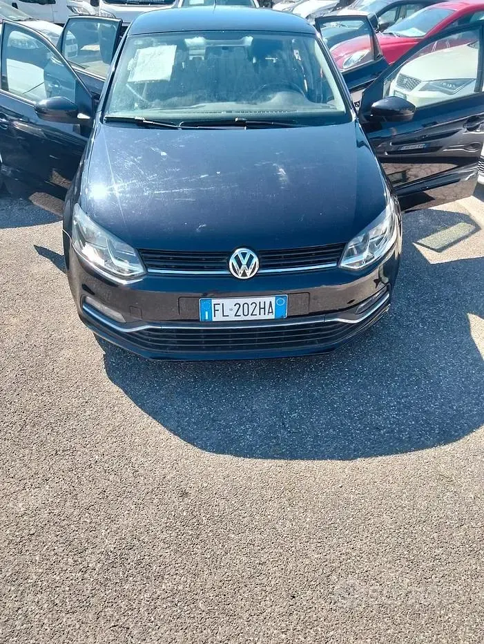 Usata VW Polo Trendline 60 CV (44 kW) 2017 Nero Berlina