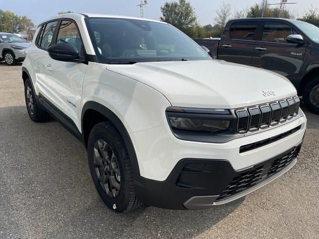 Usata Jeep Avenger Altitude 100 CV (73 kW) 2024 Bianco SUV