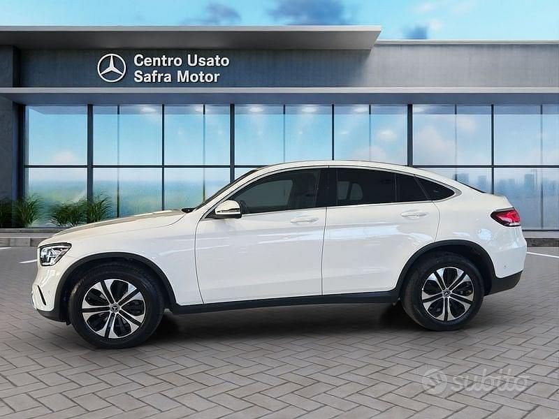 Usata Mercedes GLC200 163 CV (119 kW) 2022 Bianco SUV
