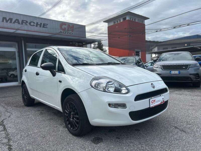 Usata Fiat Punto Street 77 CV (56 kW) 2018 Bianco Utilitaria