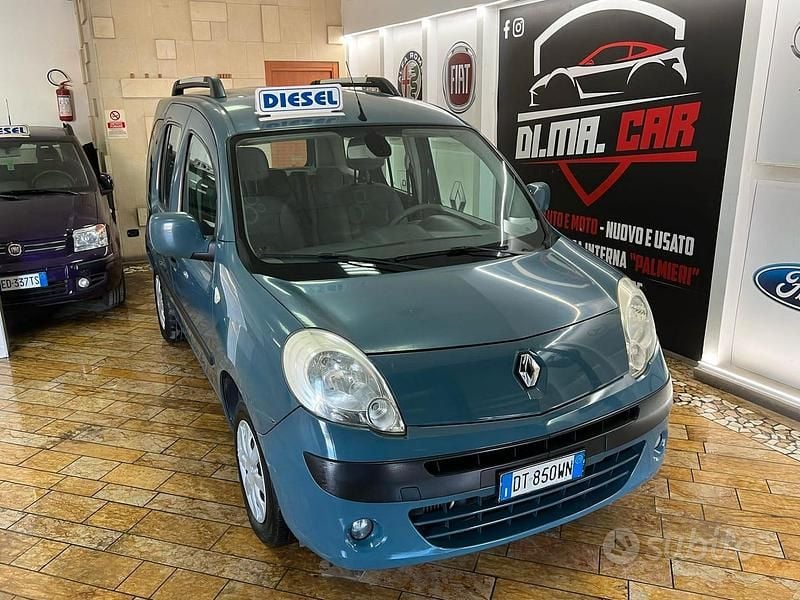 Usata Renault Kangoo Dynamique 85 CV (62 kW) 2009 Grigio Monovolume