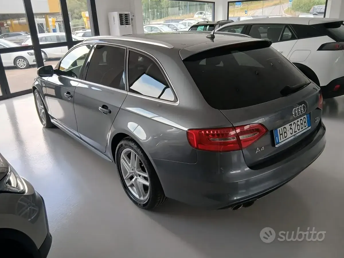 Usata Audi A4 Comfort 177 CV (130 kW) 2014 Grigio Station wagon