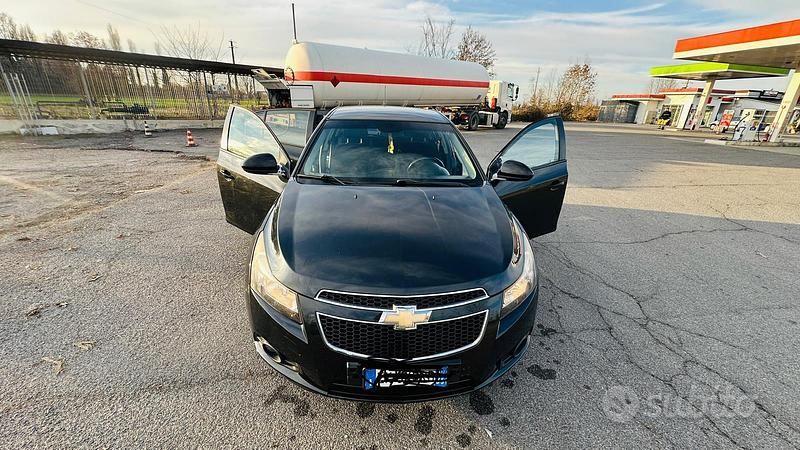 Usata Chevrolet Cruze LT 124 CV (91 kW) 2011 Nero Berlina
