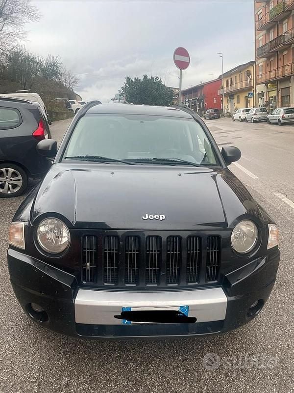 Usata Jeep Compass Limited 140 CV (102 kW) 2008 Nero SUV