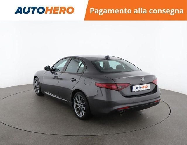Usata Alfa Romeo Giulia Business 160 CV (117 kW) 2018 Grigio Berlina