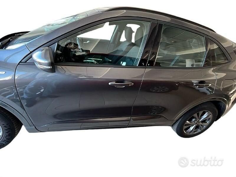 Usata Ford Kuga ST-Line 150 CV (110 kW) 2020 Grigio SUV