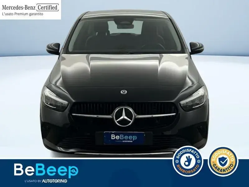 Usata Mercedes B180 Advanced 116 CV (85 kW) 2023 Nero metallizzato Utilitaria