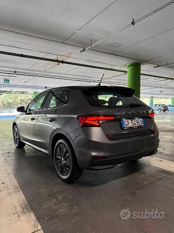 Usata Skoda Fabia Style 95 CV (69 kW) 2023 Grigio Utilitaria