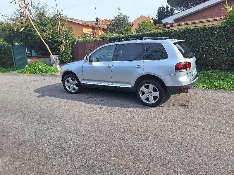 Usata VW Touareg Style 174 CV (127 kW) 2008 Argento SUV