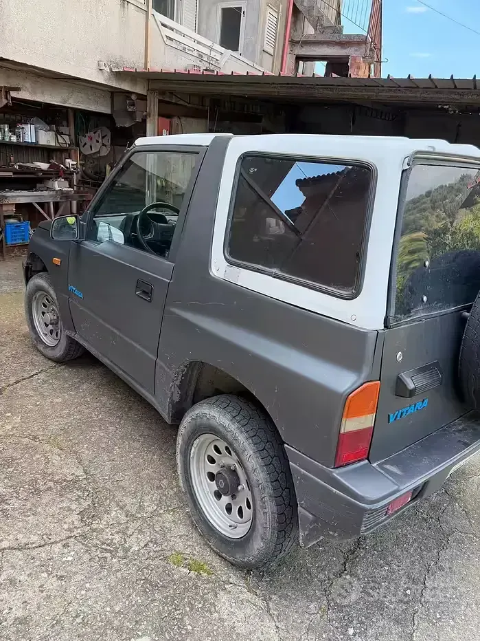 Usata Suzuki Vitara 75 CV (55 kW) 1989 SUV