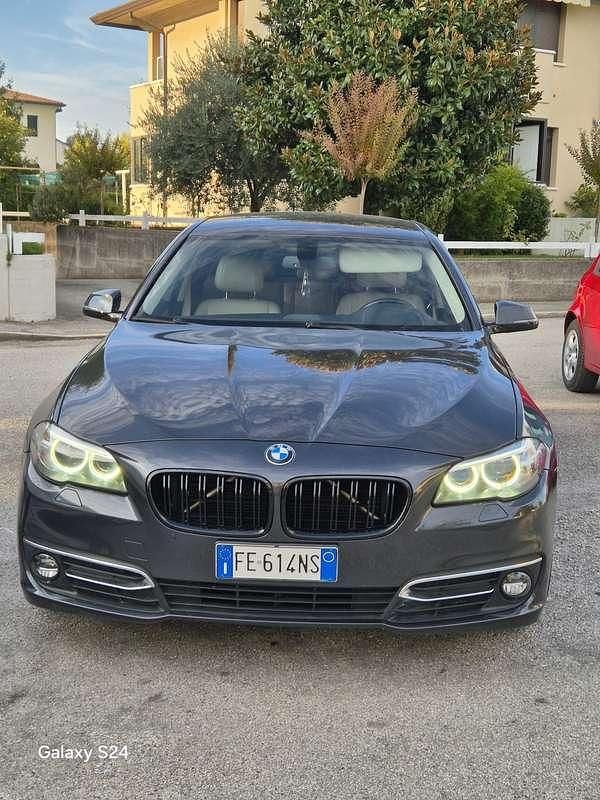 Usata 2016 BMW 520 Luxury Line Tre volumi | 17.500 € (Cara) - Immagine 1/4