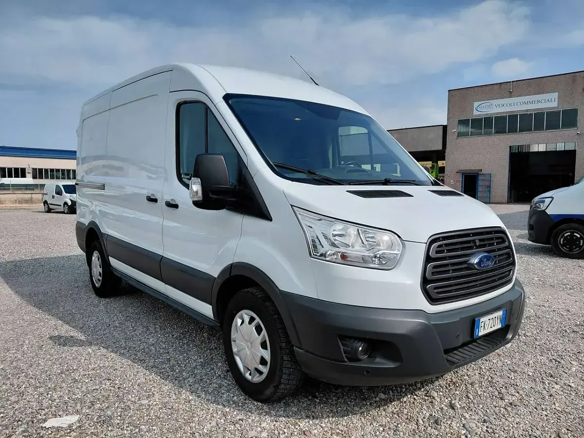 Usata Ford Transit 131 CV (96 kW) 2017 Bianco Furgone