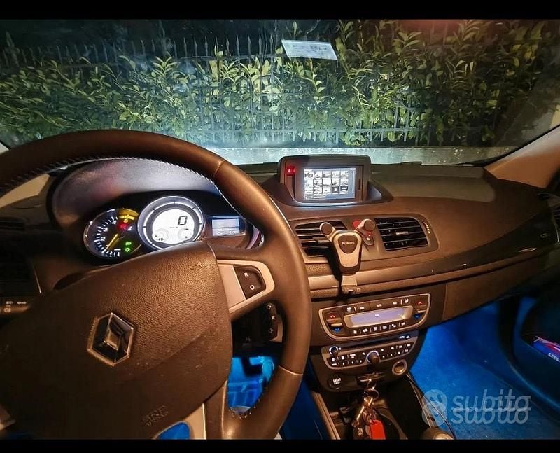 Usata Renault Mégane Coupé 110 CV (80 kW) 2012 Bianco Coupé