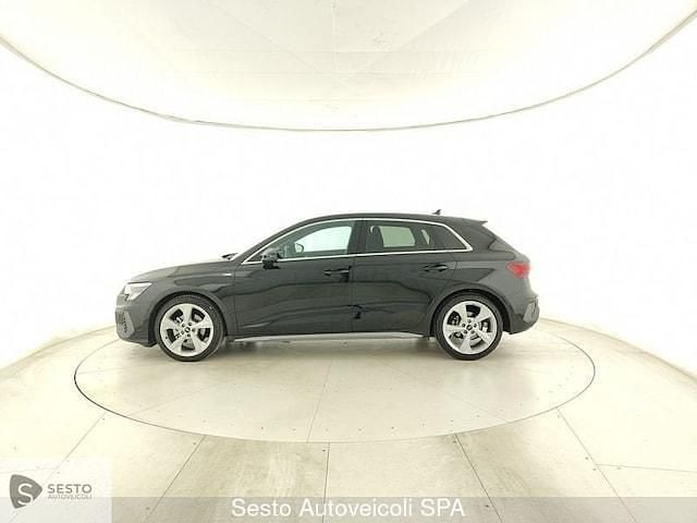 Usata Audi A3 S-Line 150 CV (110 kW) 2024 Nero mythos metallizzato Berlina