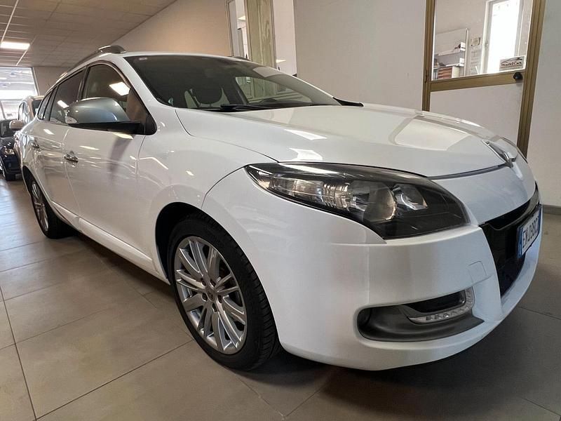 Bianco Usata 2012 Renault Mégane GT Line GT-Line Station wagon | 3990 € (Buon prezzo) - Immagine 1/4