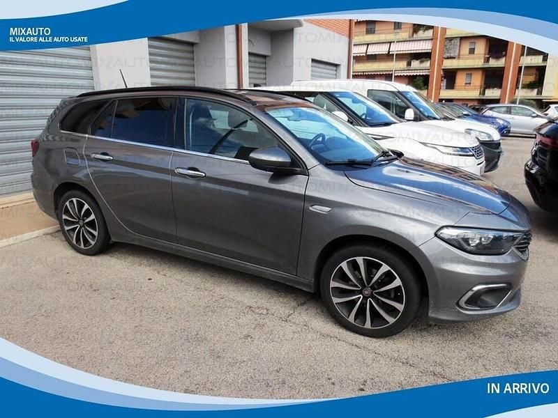Gray Usata 2017 Fiat Tipo Lounge Station wagon | 9900 € (Cara) - Immagine 1/1