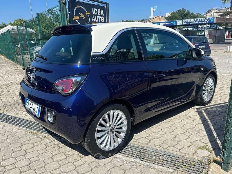 Usata Opel Adam Glam 69 CV (50 kW) 2015 Blu Utilitaria