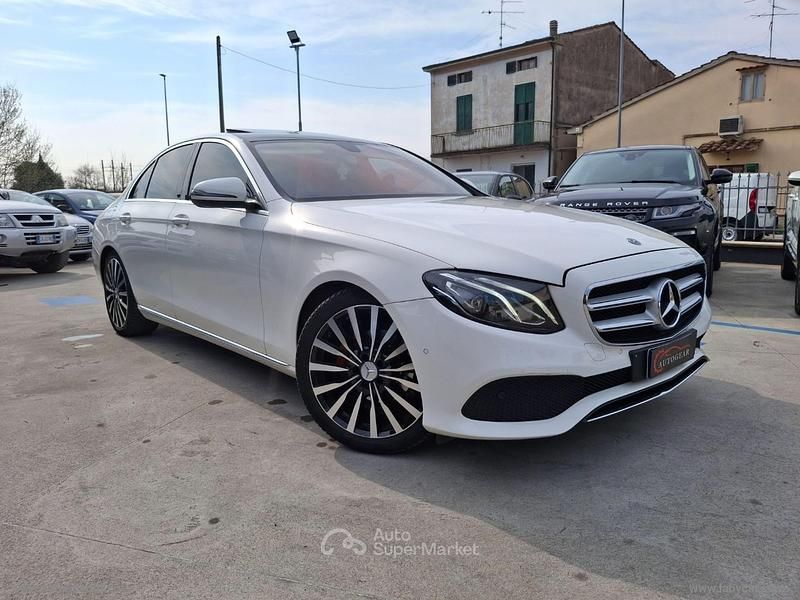 Gebraucht Mercedes E220 Premium Plus 194 PS (142 kW) 2018 Weiß Limousine