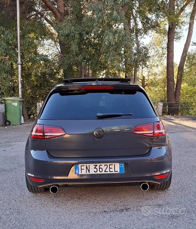 Usata VW Golf VII 110 CV (80 kW) 2018 Berlina