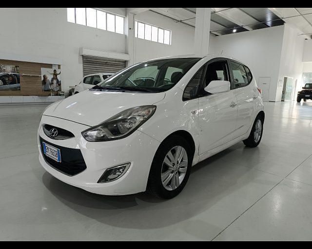 Usata Hyundai ix20 Classic 77 CV (56 kW) 2012 Bianco Utilitaria