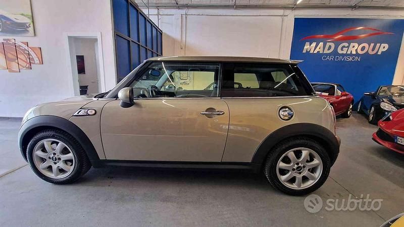 Usata Mini Cooper S 175 CV (128 kW) 2008 Marrone Utilitaria