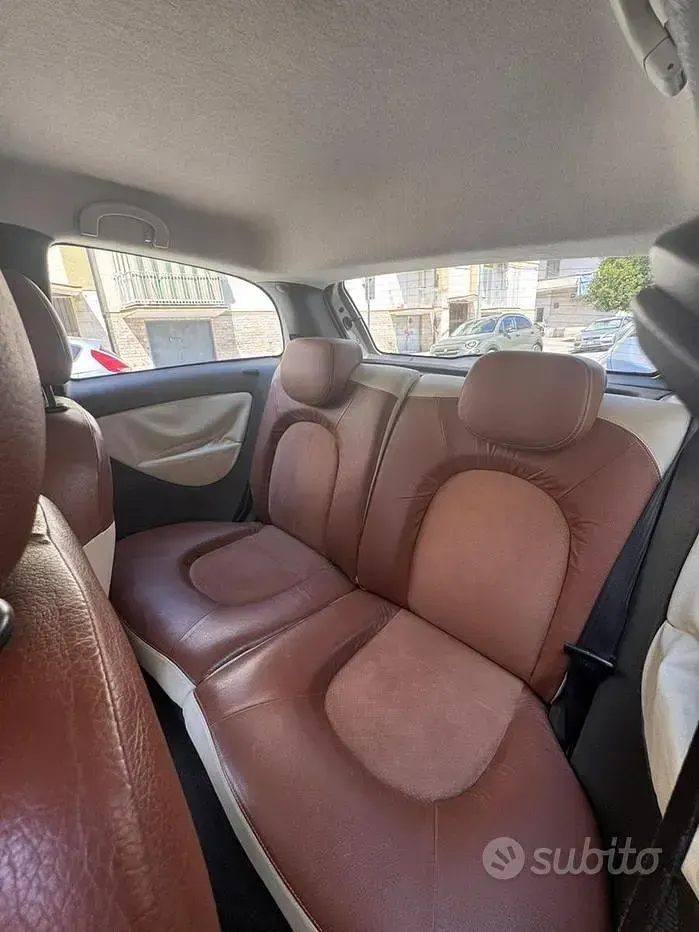 Usata Lancia Ypsilon 75 CV (55 kW) 2007 Grigio Utilitaria