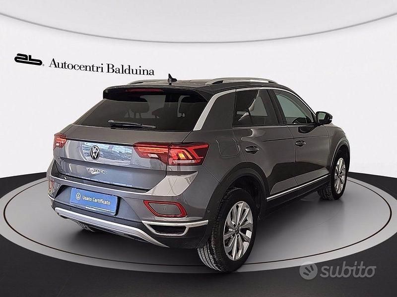 Usata VW T-Roc Style 150 CV (110 kW) 2022 Grigio indyum SUV