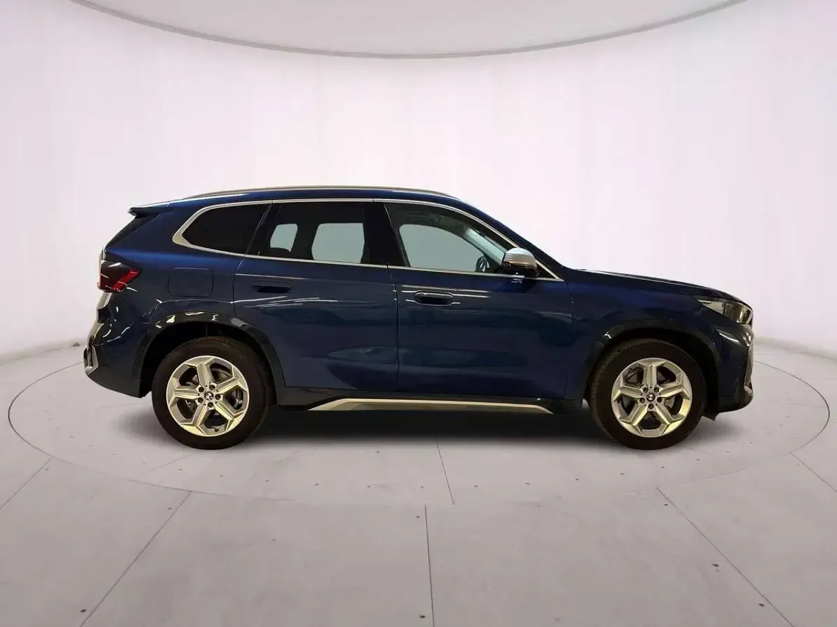 Usata BMW X1 xLine 150 CV (110 kW) 2023 Phytonic blue SUV