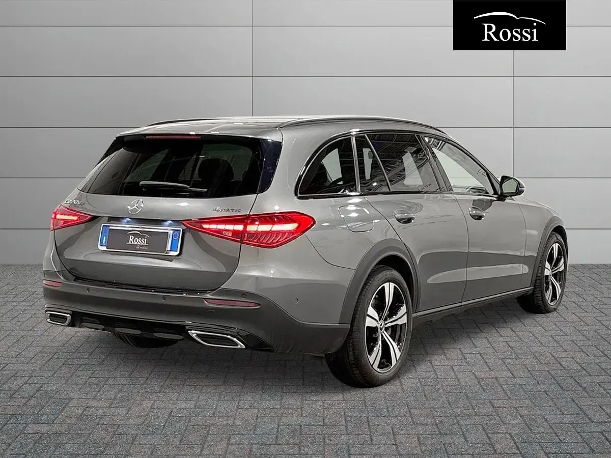 Usata Mercedes 220 Advanced 198 CV (145 kW) 2023 Station wagon