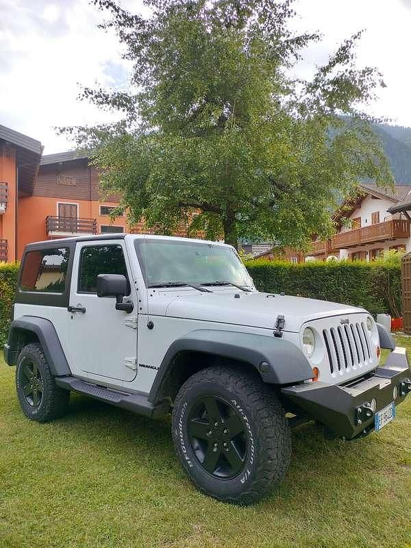Begagnad Jeep Wrangler Sport 200 HK (147 kW) 2010 SUV