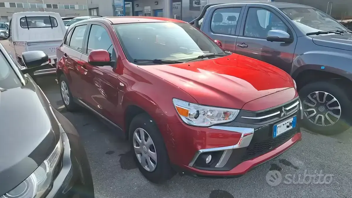 Usata Mitsubishi ASX 117 CV (86 kW) 2019 Rosso SUV