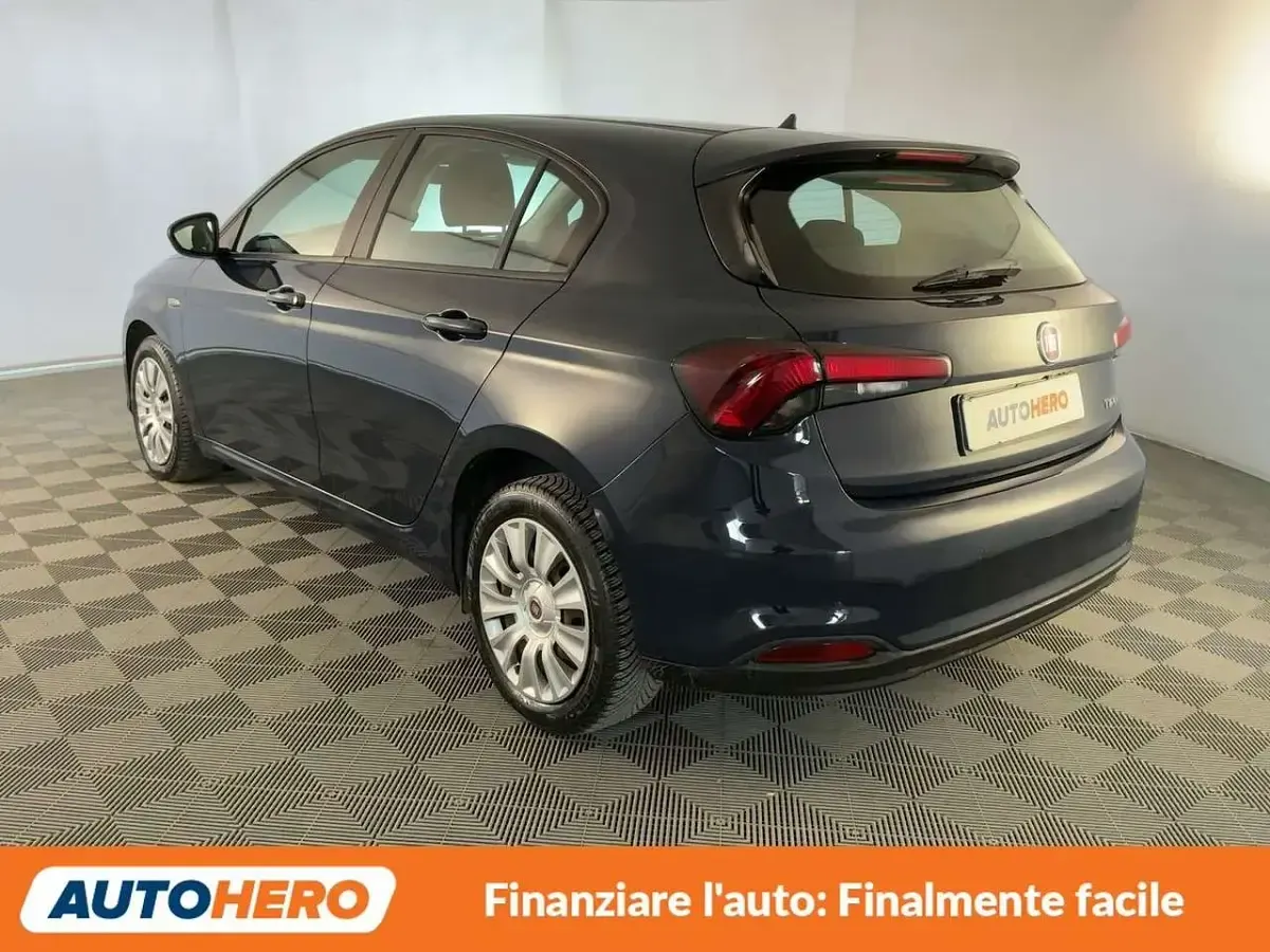 Usata Fiat Tipo Easy 95 CV (69 kW) 2017 Blu/azzurro Berlina