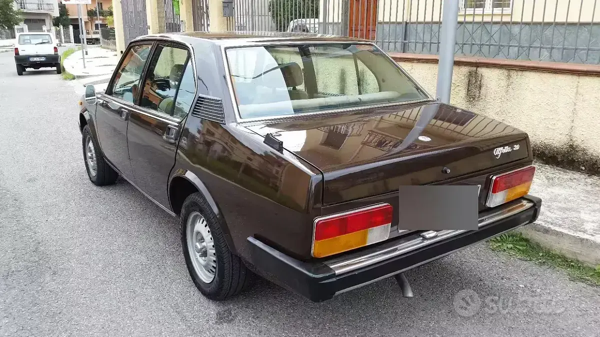 Usata Alfa Romeo Alfetta 1970 Marrone Berlina
