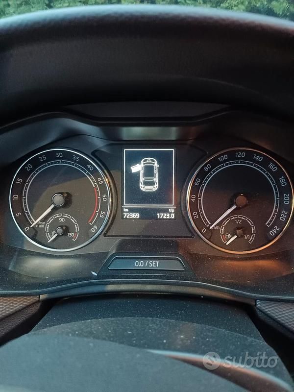 Usata Skoda Scala Ambition 116 CV (85 kW) 2021 Bianco Utilitaria