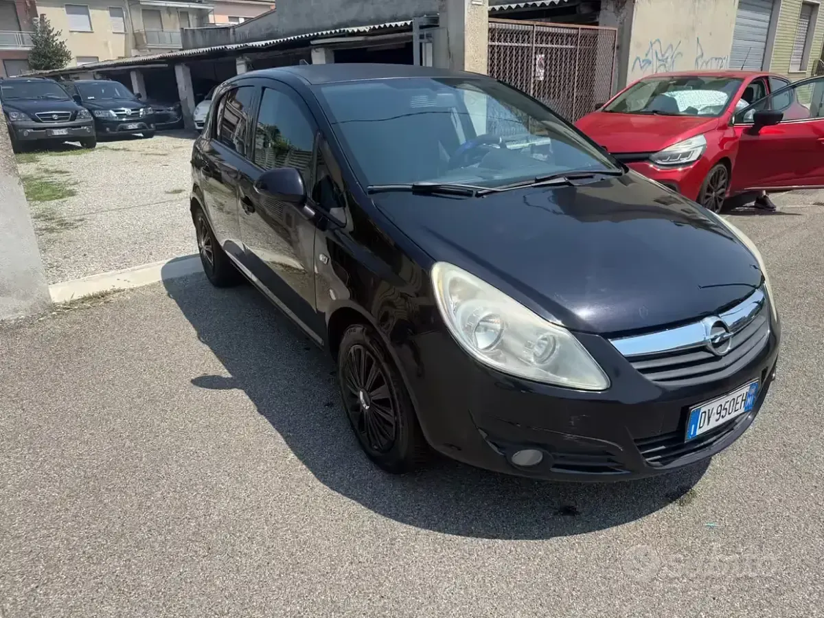 Usata Opel Corsa Club 80 CV (58 kW) 2009 Nero Utilitaria