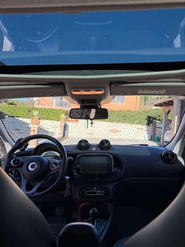 Usata Smart ForFour Electric Drive Prime 41 kW (56 CV) 2021 Nero Utilitaria